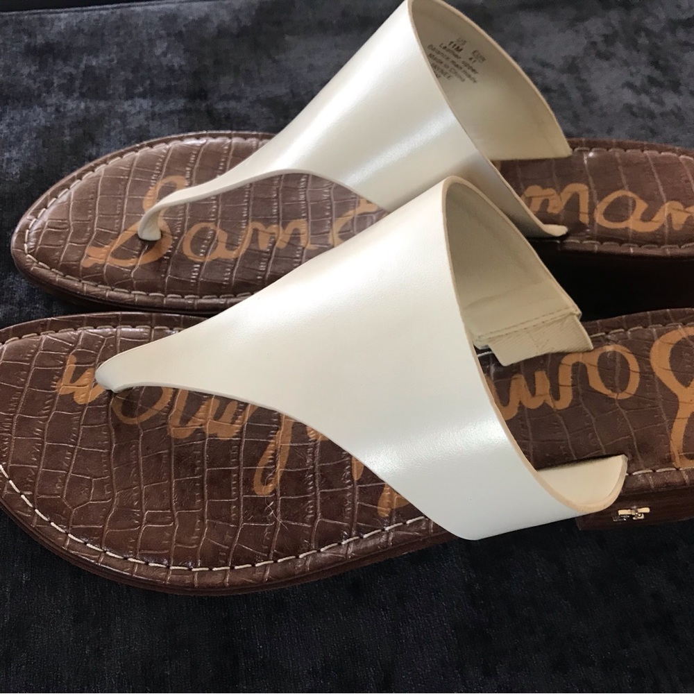 Sam Edelman Jaynee T-Strap Heel Sandals - Picture 8 of 16